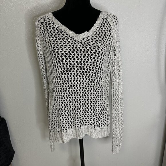 Maurices Women's Long Sleeve Pullover Sweater Size L Metallic Gray Loose Knit - Picture 1 of 13